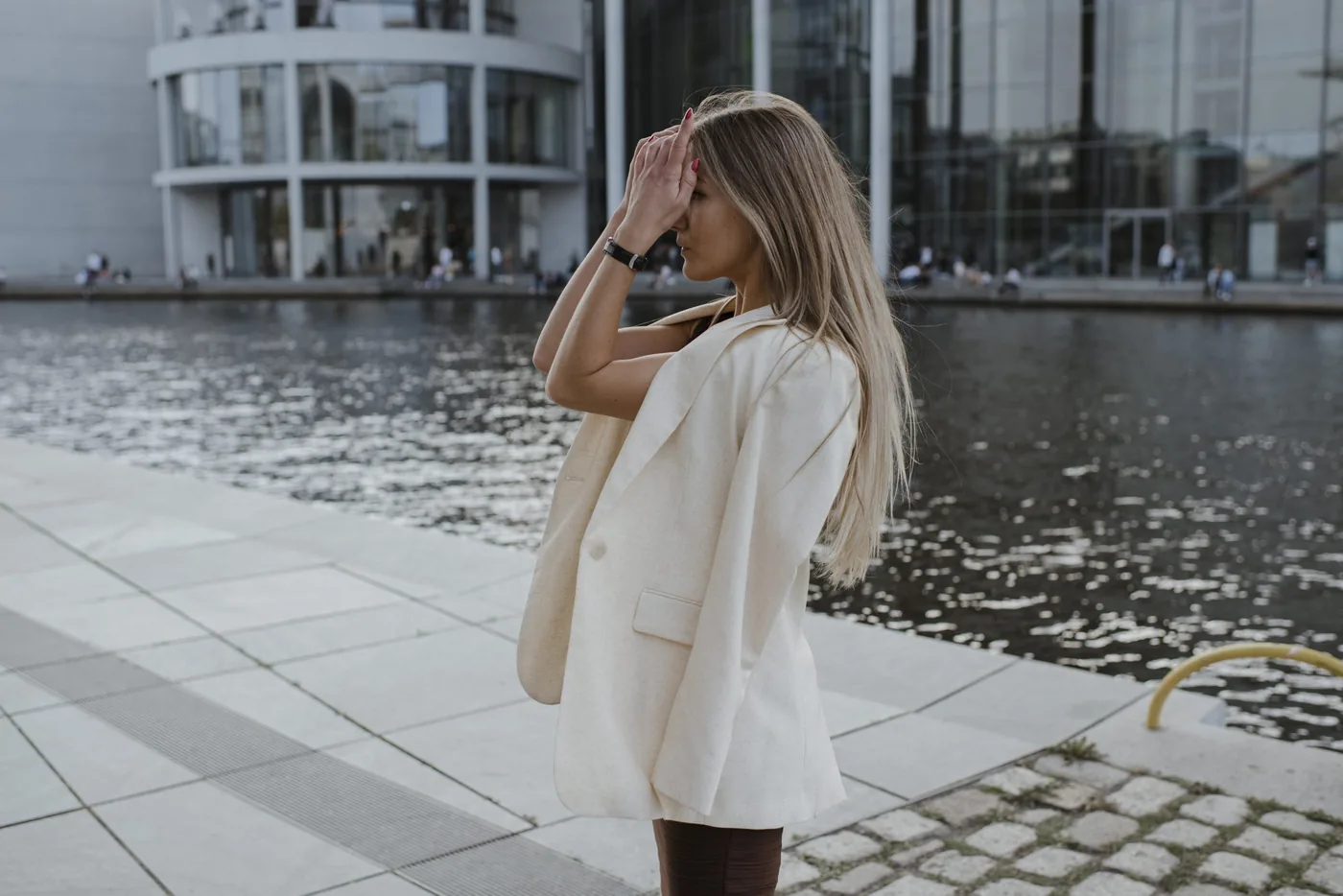 Kristina Hagewald im Berliner Regierungsviertel